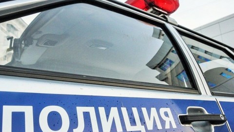 В Чулымском районе сотрудники полиции задержали подозреваемую в грабеже